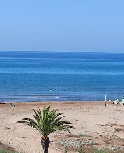 לינה וארוחת בוקר Il Riflesso 4*